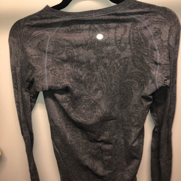 Lululemon Swiftly Tech - Picture 3 of 3